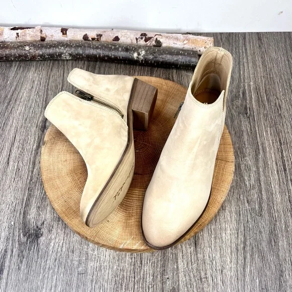 NWOB Splendid | Hamptyn Tan Distress Nubuck Leather Ankle Boots Size 8M - Picture 9 of 16